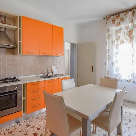4 Bedroom Cozy In *
